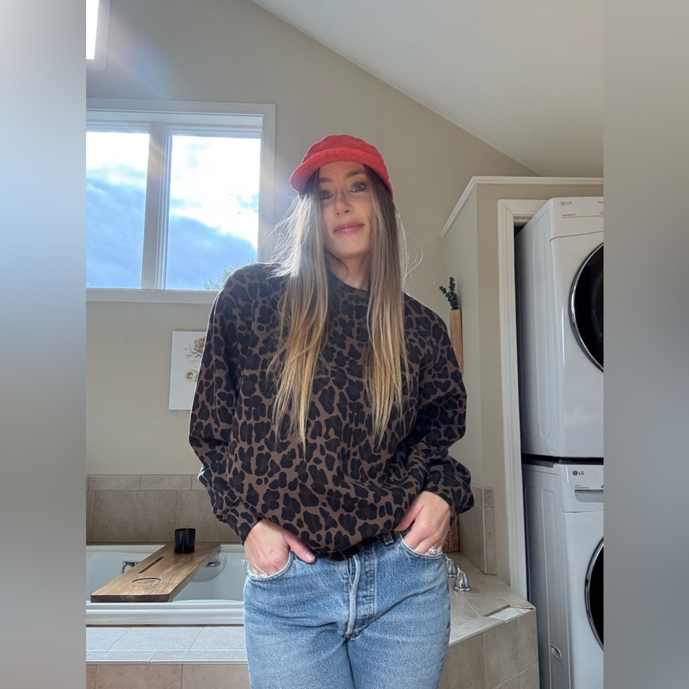 Clare V. Double Leopard oversized sweatshirt NWT retail $195 - Picture 2 of 9